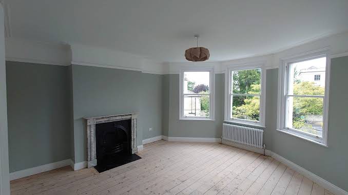 Painter and Decorator: Image 3